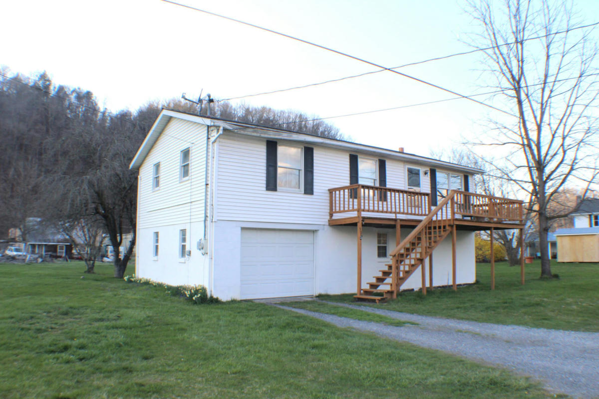505 CURRY AVE, MARLINTON, WV 24954, photo 1 of 16