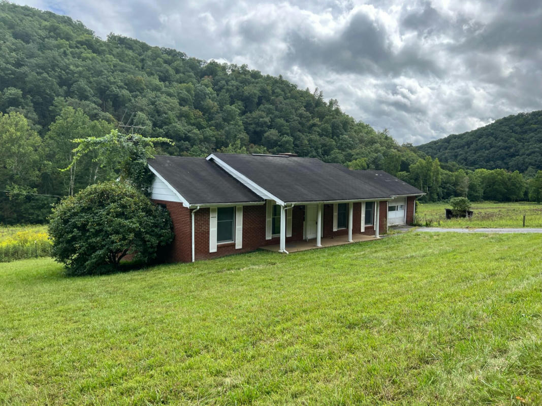 726 JUDSON RD, HINTON, WV 25951, photo 1 of 36