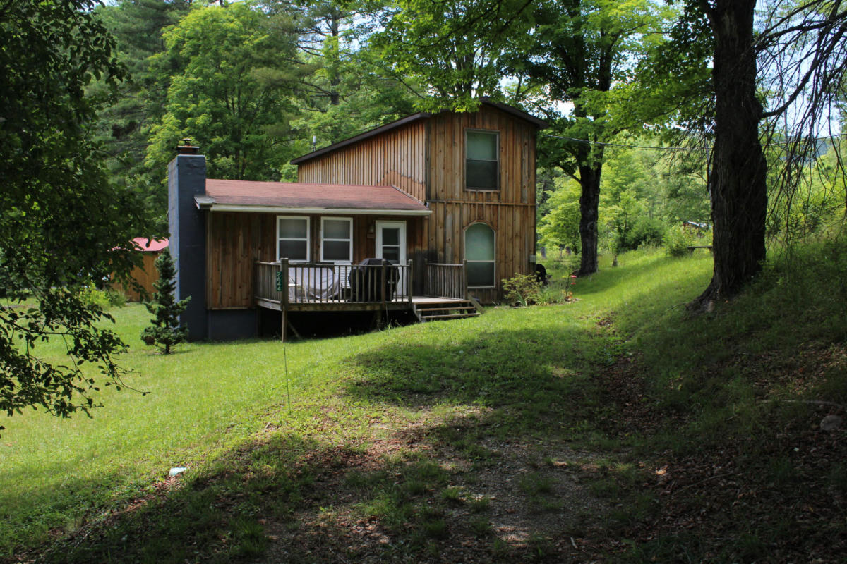 2644 DOUTHARDS CREEK RD, MARLINTON, WV 24954, photo 1 of 21