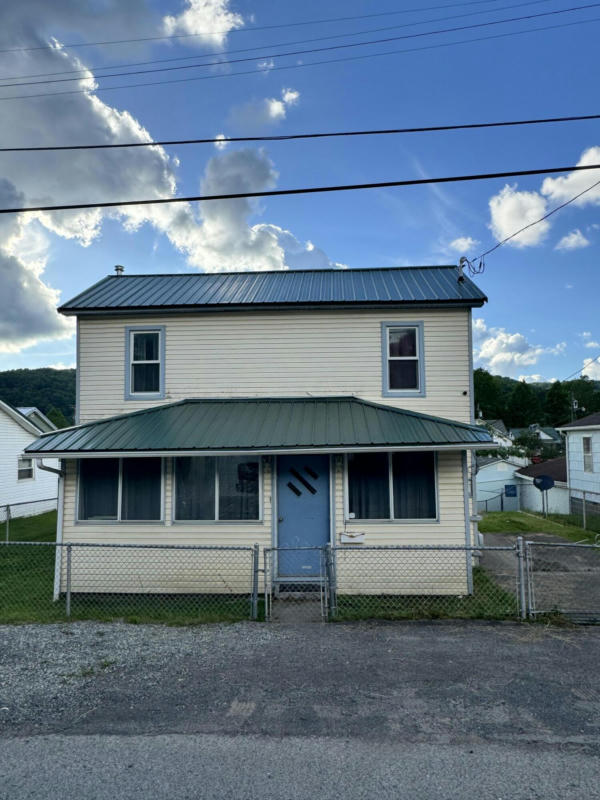 101 FRONT ST, RICHWOOD, WV 26261, photo 1 of 24