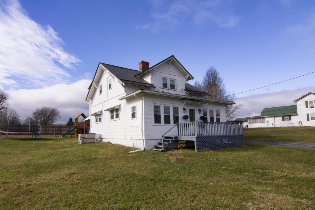 143 SECOND ST, LEWISBURG, WV 24901, photo 1 of 50